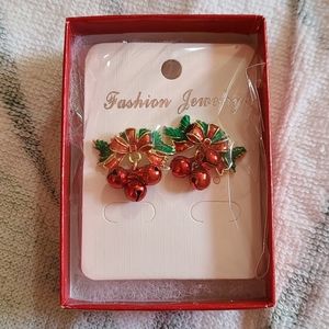 NWT Adorable Christmas Jingle Bell Earrings